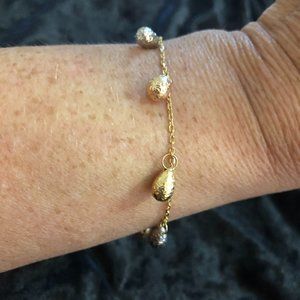 18K Yellow & White Gold Pear Shaped Bead Bracelet